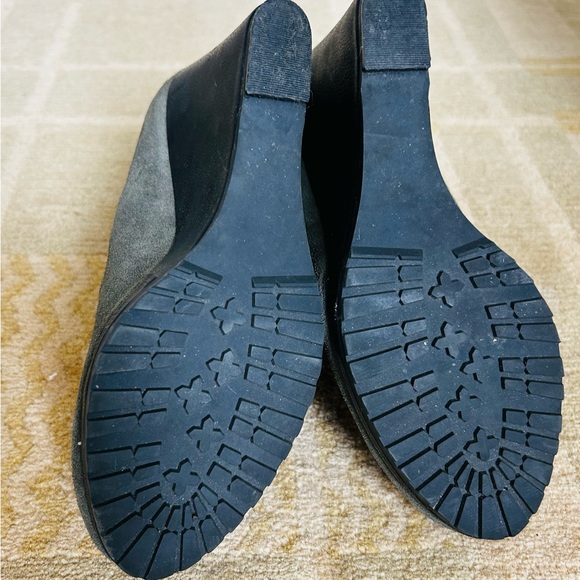 Anthropologie Wedge Ankle Boot Sage Green Suede - Picture 5 of 5